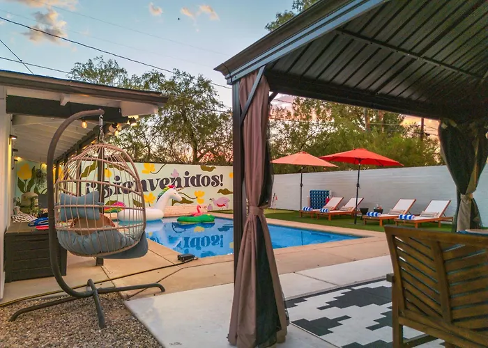 Designer With Guest House, Pool, Hot Tub * Tucson