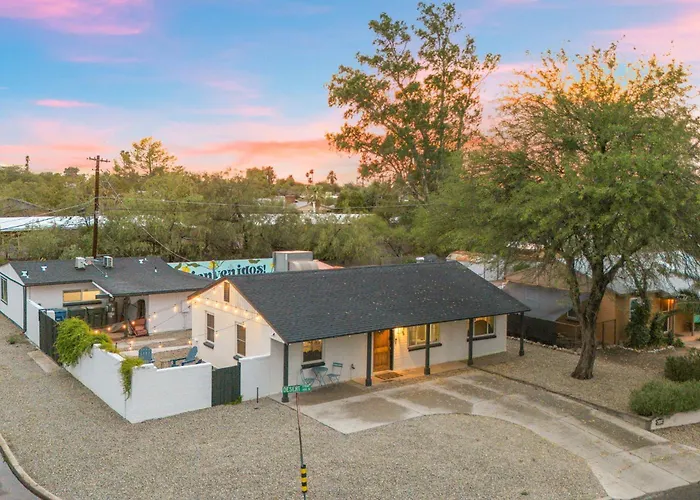Designer With Guest House, Pool, Hot Tub *