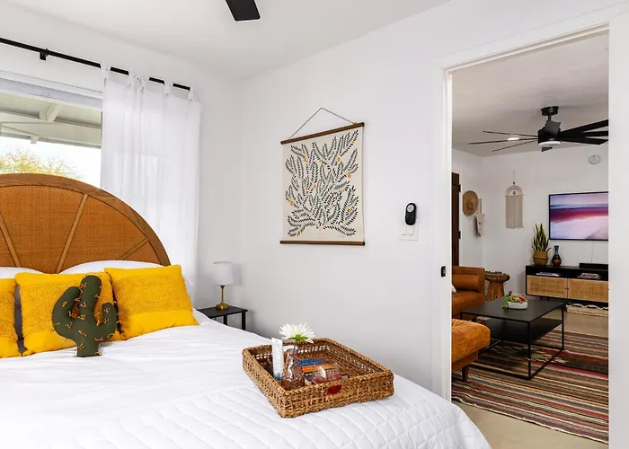 Designer With Guest House, Pool, Hot Tub Сasa de vacaciones Tucson